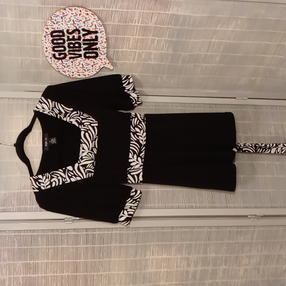 Black & White Retro Top